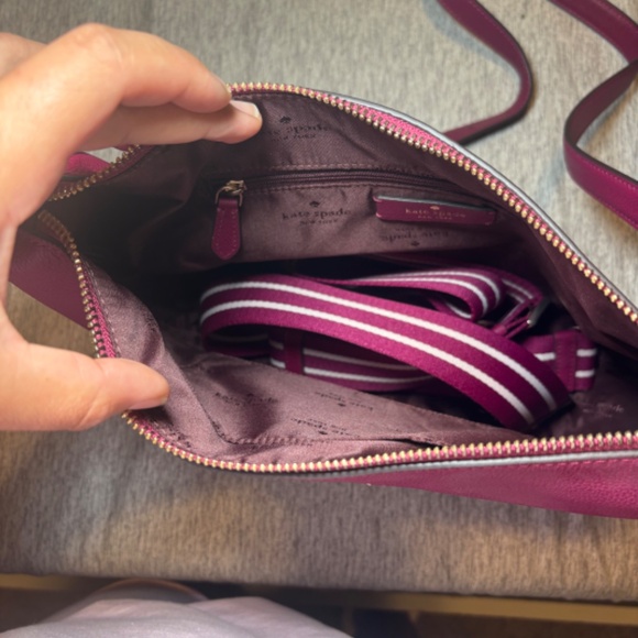 KATE SPADE PURSE - Picture 3 of 3